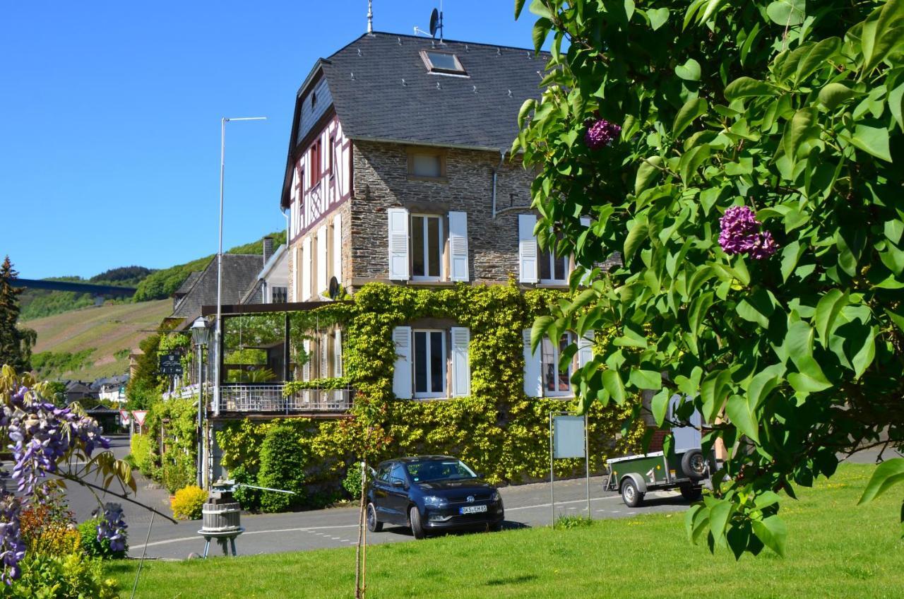 ホテル Weingut Erbes-Henn Ürzig エクステリア 写真